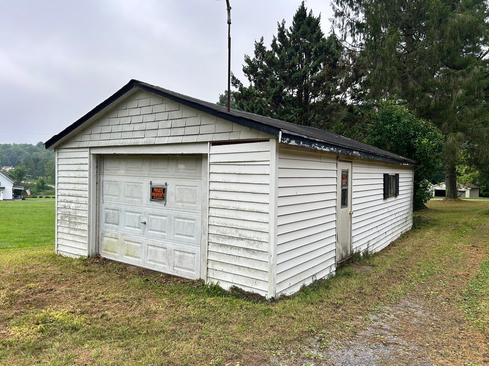 Image for Manufactured Home on an Acre in Morgantown