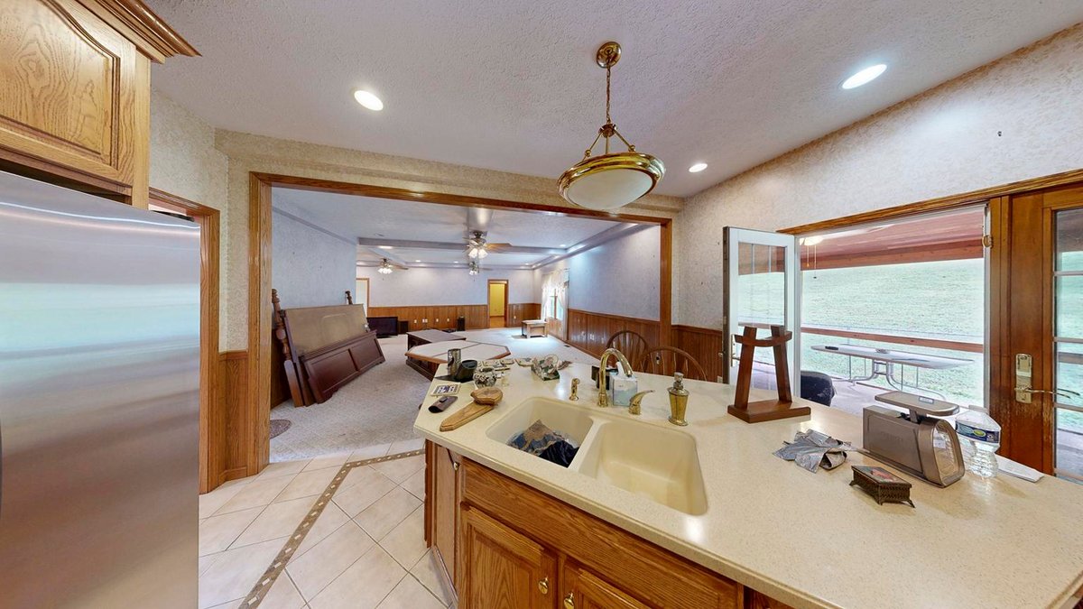 Image for Elegant 6 Bedroom Brick Estate Offering Luxury & Privacy on 20 Acres