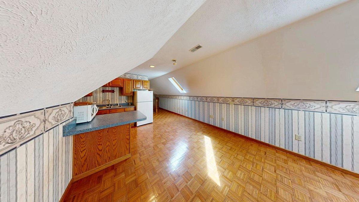 Image for Elegant 6 Bedroom Brick Estate Offering Luxury & Privacy on 20 Acres