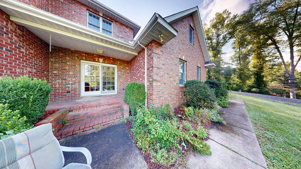Image for Elegant 6 Bedroom Brick Estate Offering Luxury & Privacy on 20 Acres