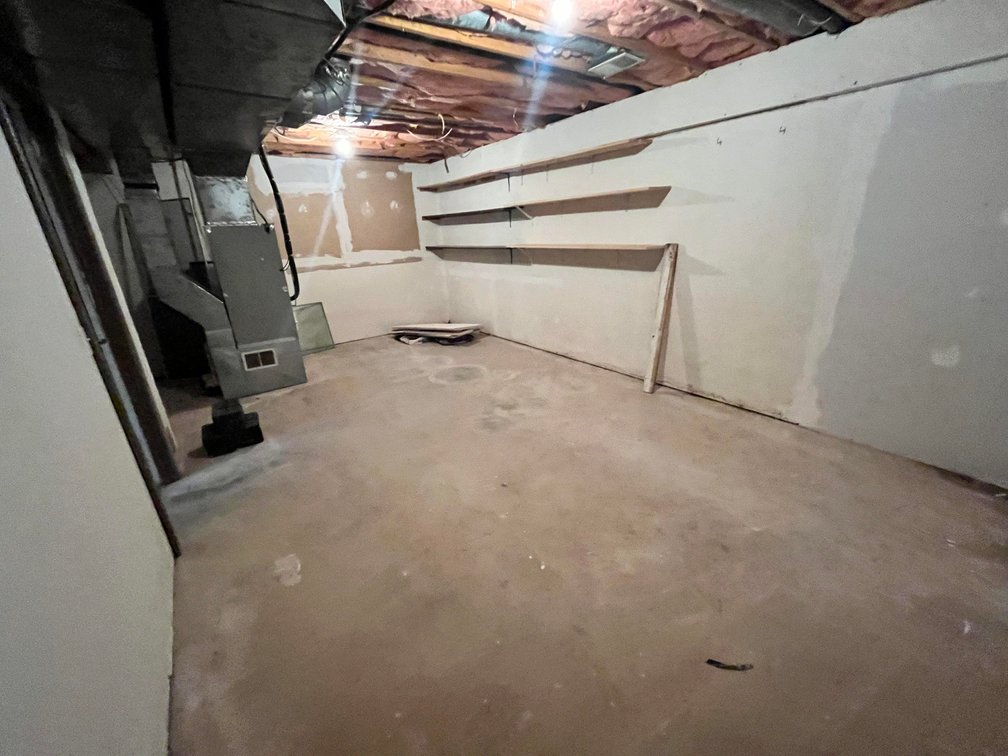 Image for SOLD $77,000 - 2 Bedroom Townhome in St. Albans with River Views
