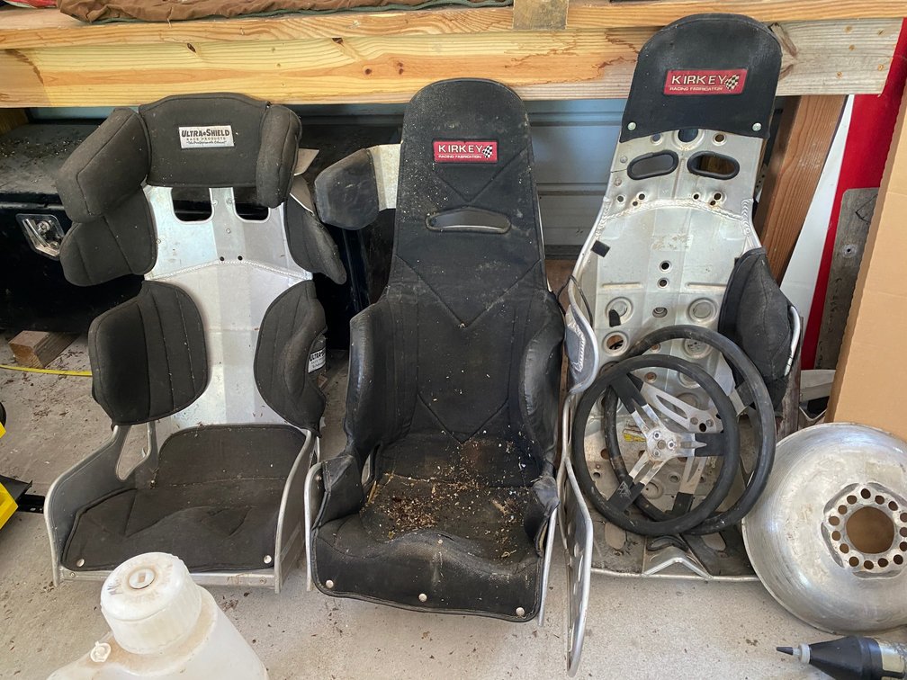 3-Racing Seats