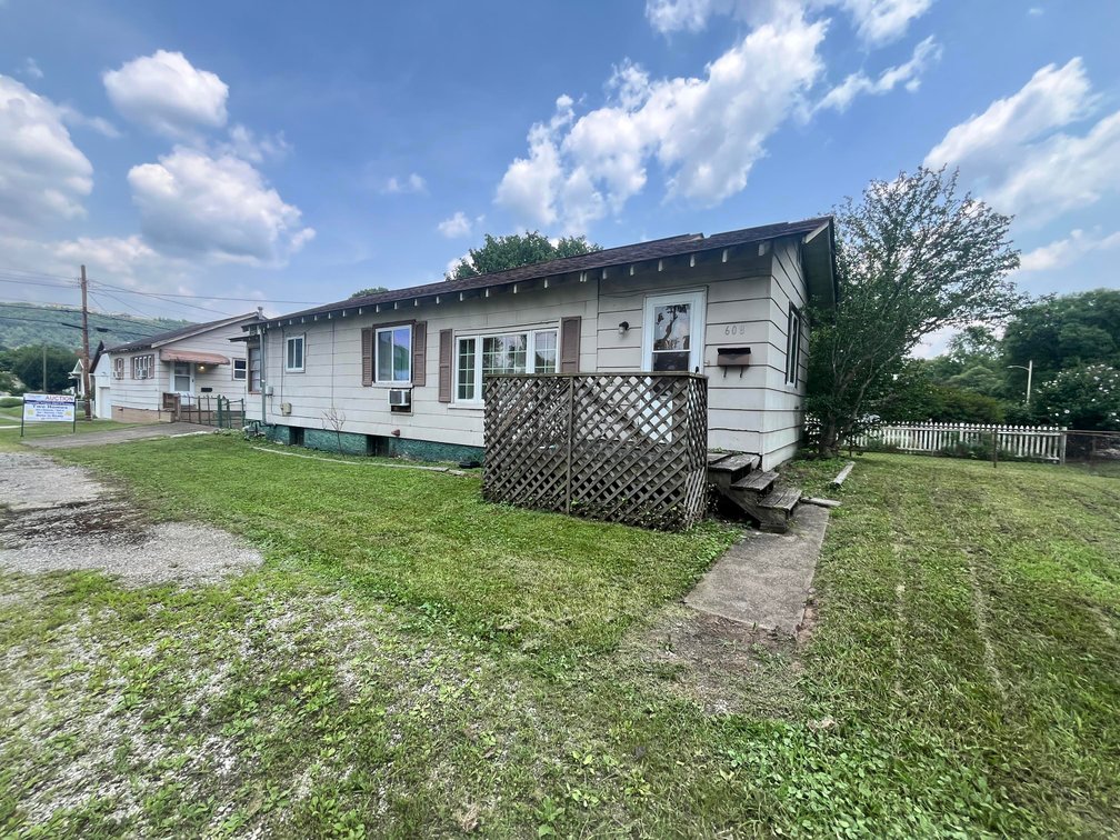 Image for Dual-Income Opportunity on a Corner Lot in Charleston