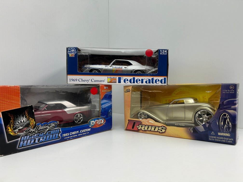 1:24 scale Models