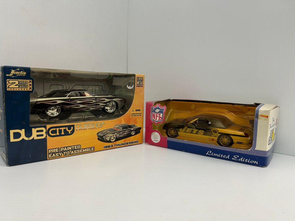 Limited Edition NFL Jets Cast Iron Car, Jada Dub City Cast Metal