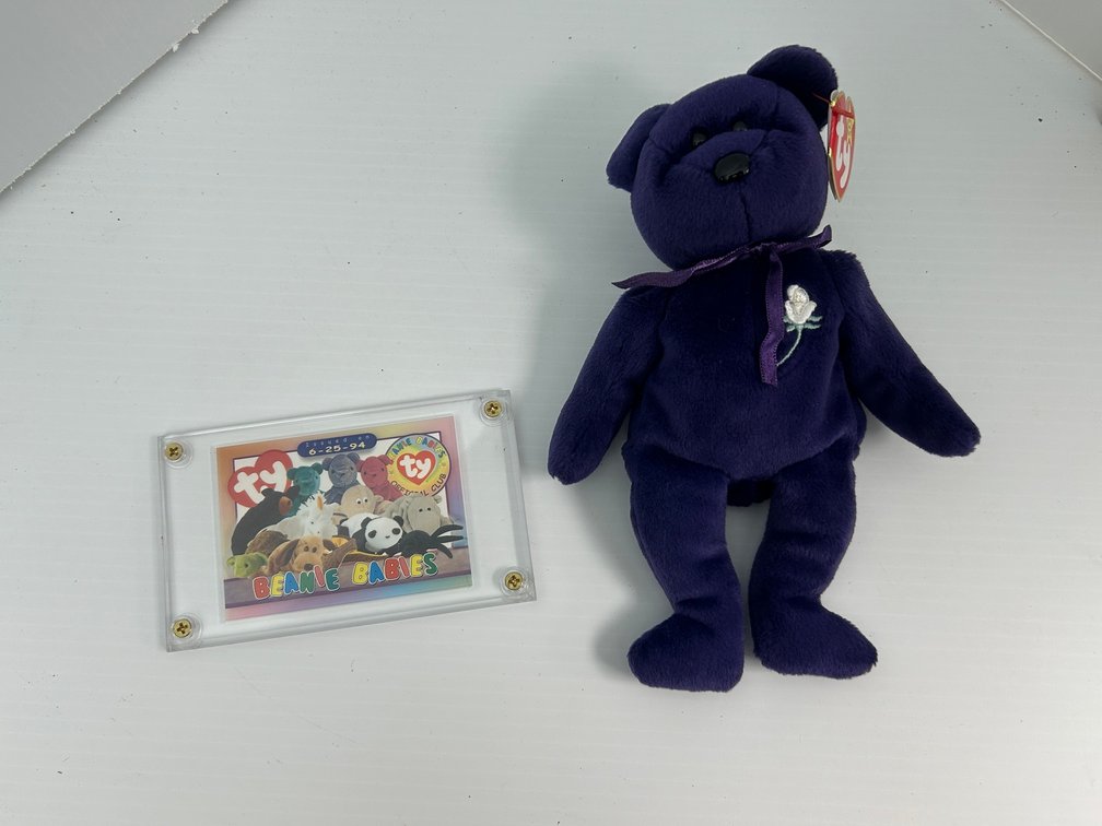 TY Beanie Baby "Princess" the Bear with Beanie Babies Collector Card