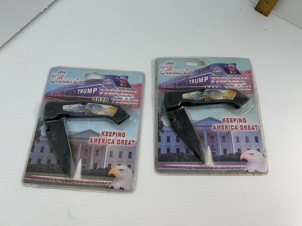 2-Donald Trump Knives