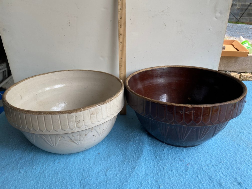 2 Stoneware mixing bowls
