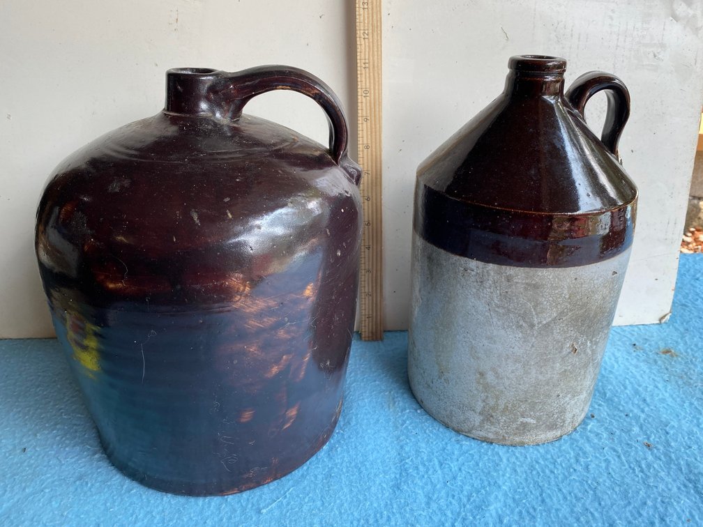 2 Stoneware jugs