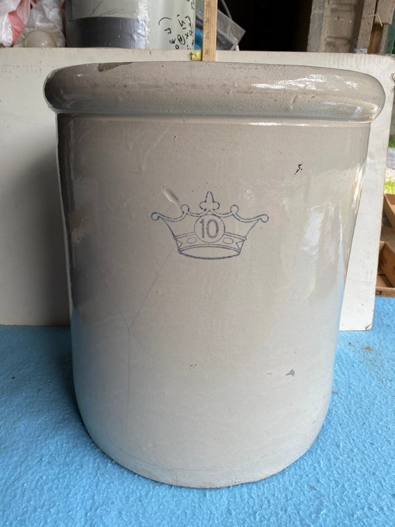 10 Gallon stoneware crock