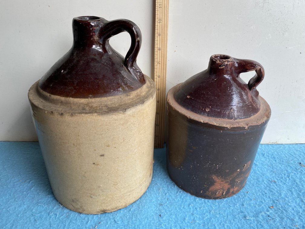 2 Stoneware jugs