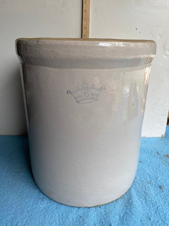 6 Gallon stoneware crock