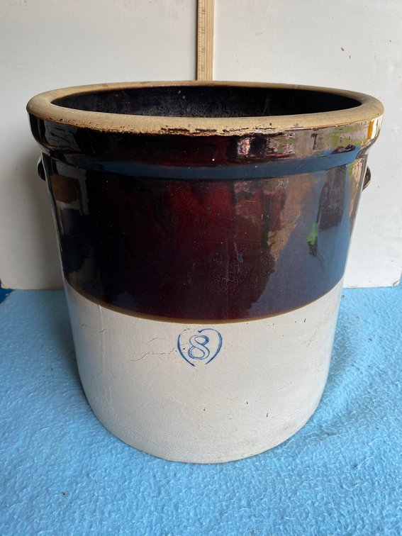 8 Gallon Stoneware crock