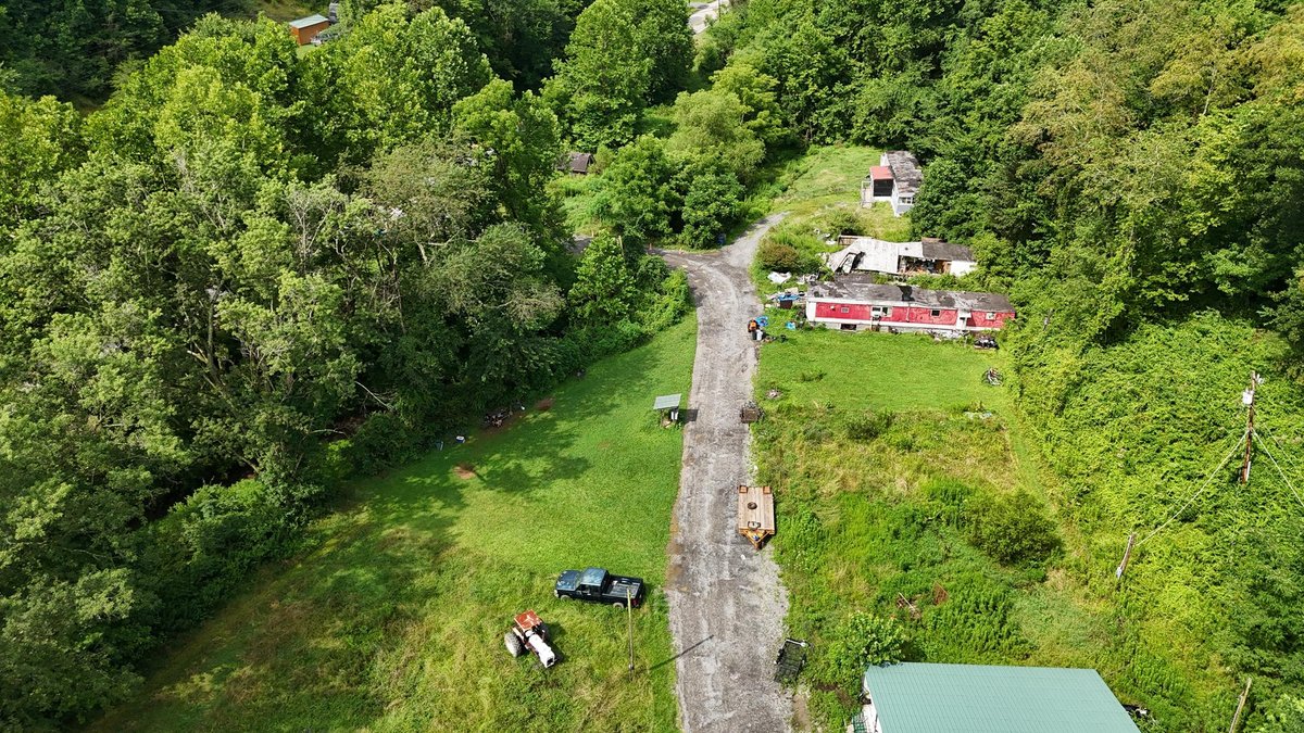 Image for 14 Unit Apartment Building with Manufactured Home Pads in Fairmont