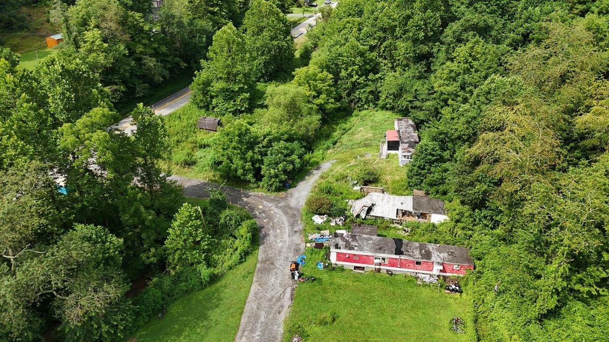 Image for 14 Unit Apartment Building with Manufactured Home Pads in Fairmont