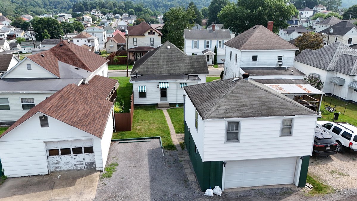 Image for Well-maintained 2 Bedroom with Garage Apartment in Clarksburg