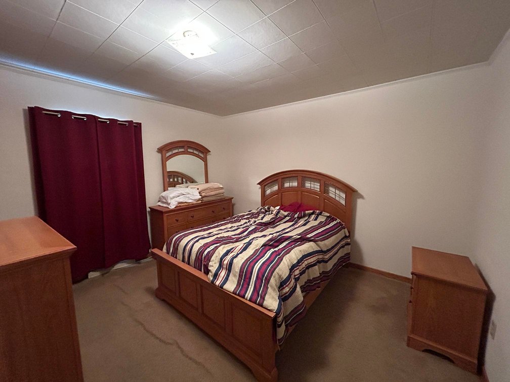 Image for Well-maintained 2 Bedroom with Garage Apartment in Clarksburg