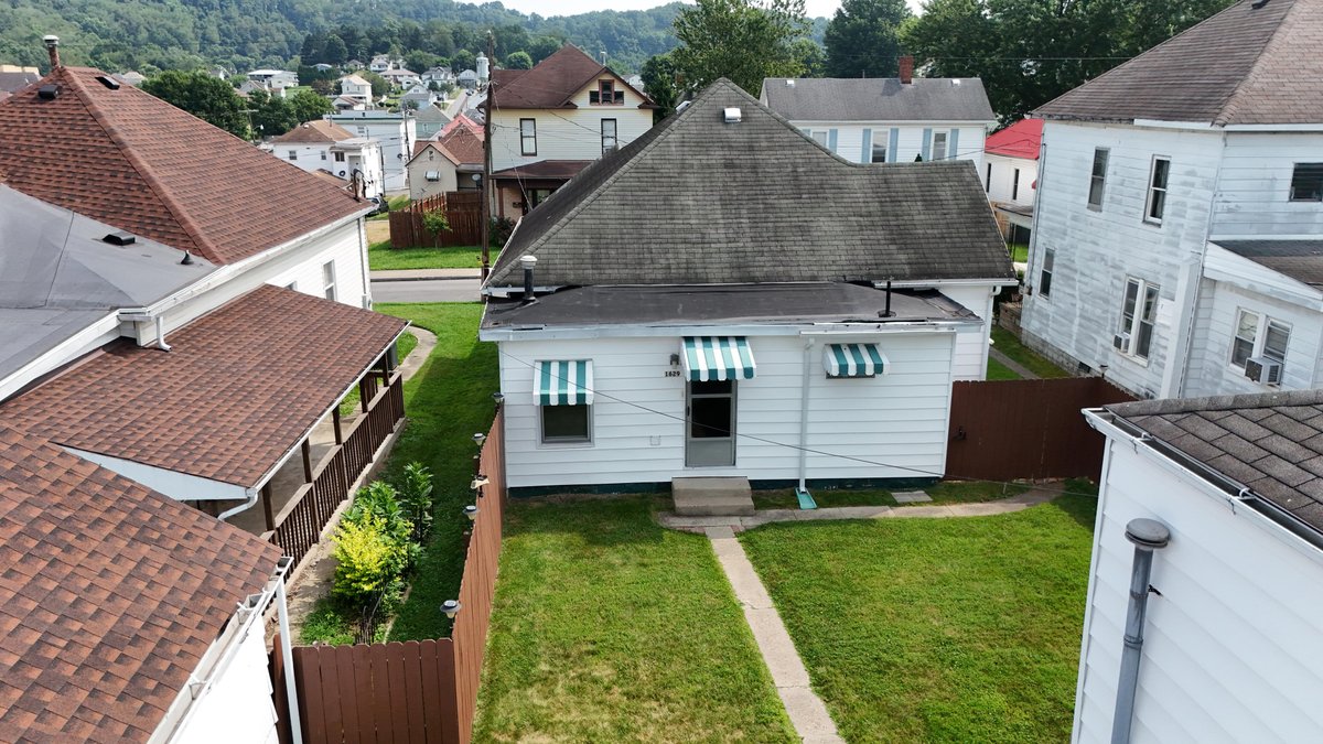 Image for Well-maintained 2 Bedroom with Garage Apartment in Clarksburg