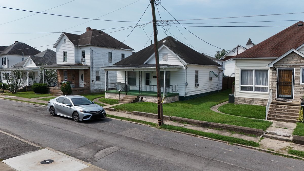 Image for Well-maintained 2 Bedroom with Garage Apartment in Clarksburg