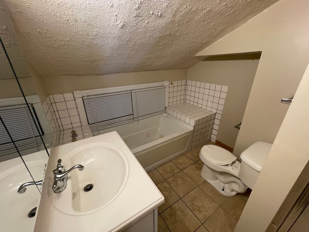 Image for Two Income Generating Homes on 1.4 Acres in Kanawha City