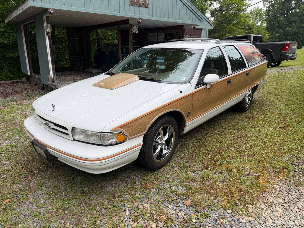1994 Chevrolet Caprice Classic Estate 9-Passenger Station Wagon - LT1 V8
