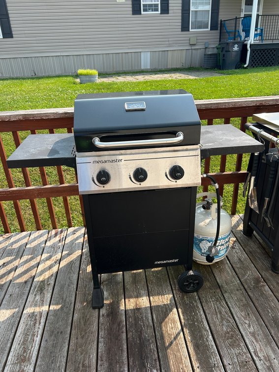 Gas grill
