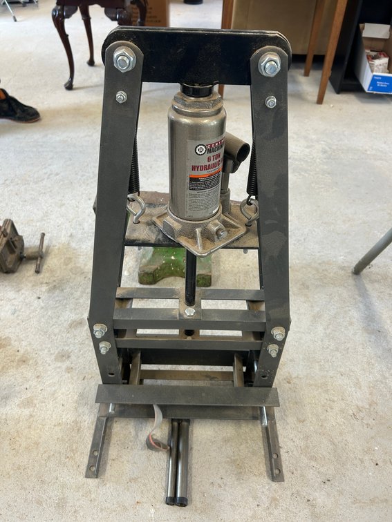 6 Ton Central Machinery Hydraulic Ram