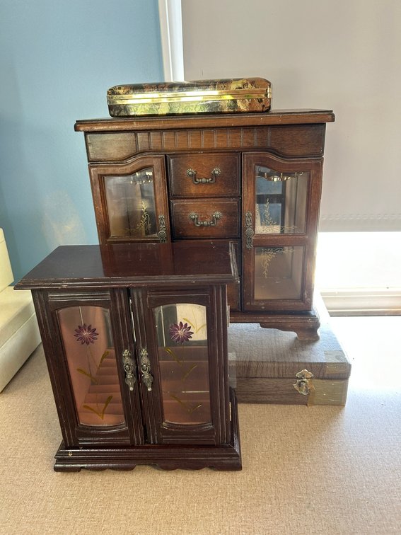 Wooden Jewelry Boxes