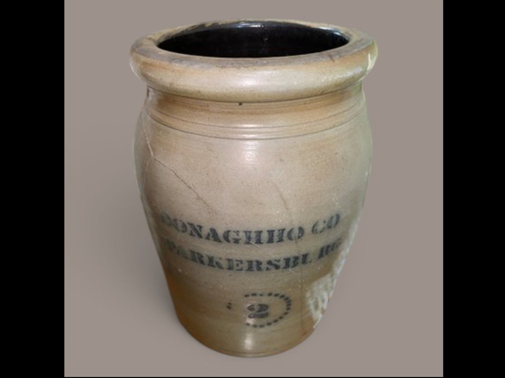 Donaghho Co. Parkersburg, W.Va. #2 Stoneware Crock w/ Cobalt Decoration