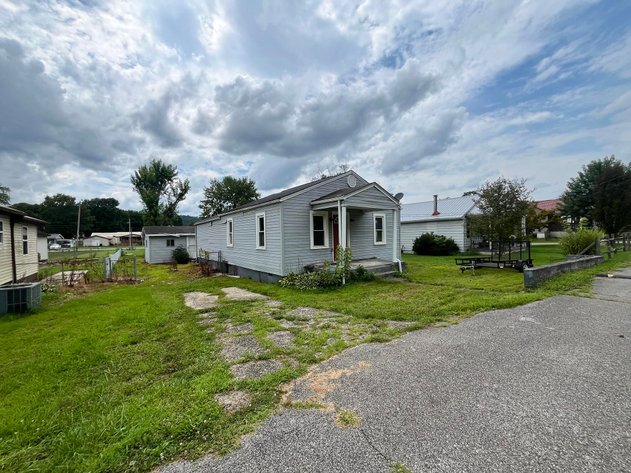 Image for 2 Bedroom on a Double Lot in Putnam County