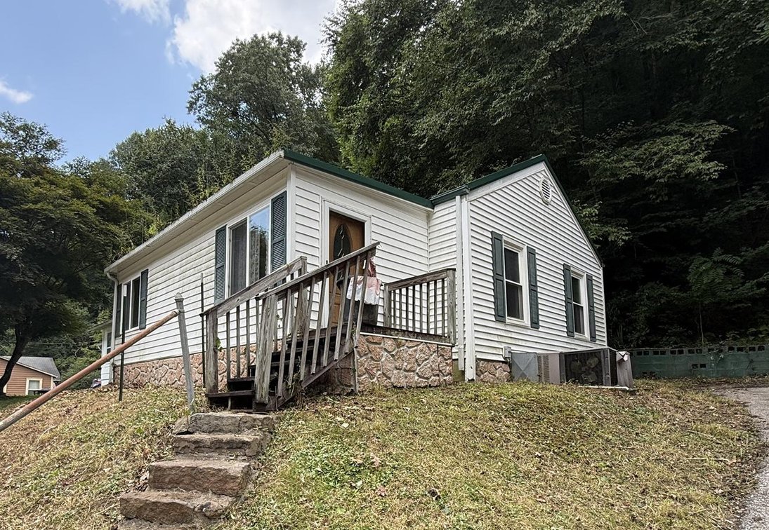 Image for SOLD - 2 Bedroom near Kanawha City Ideal for a Flip