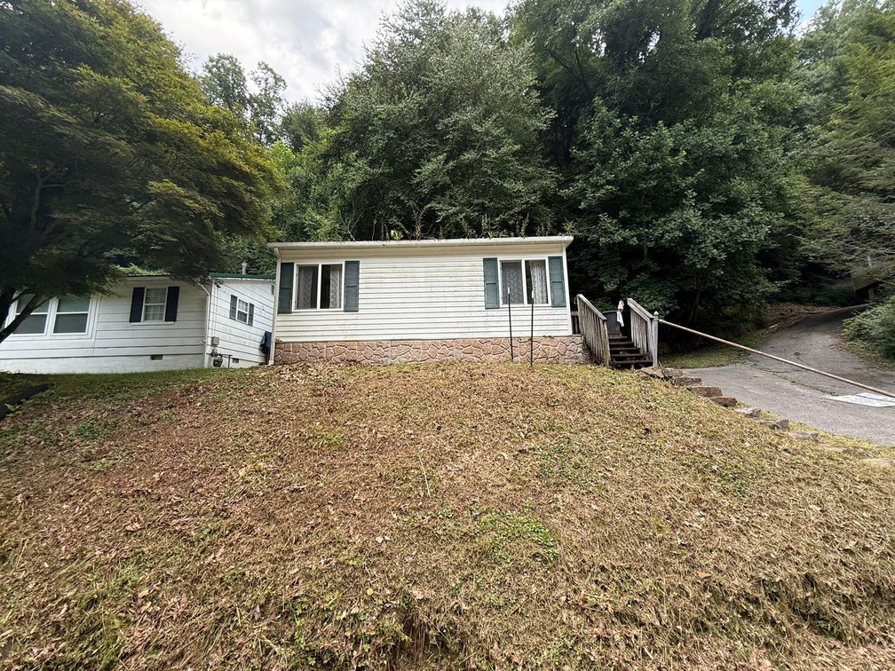 Image for SOLD - 2 Bedroom near Kanawha City Ideal for a Flip