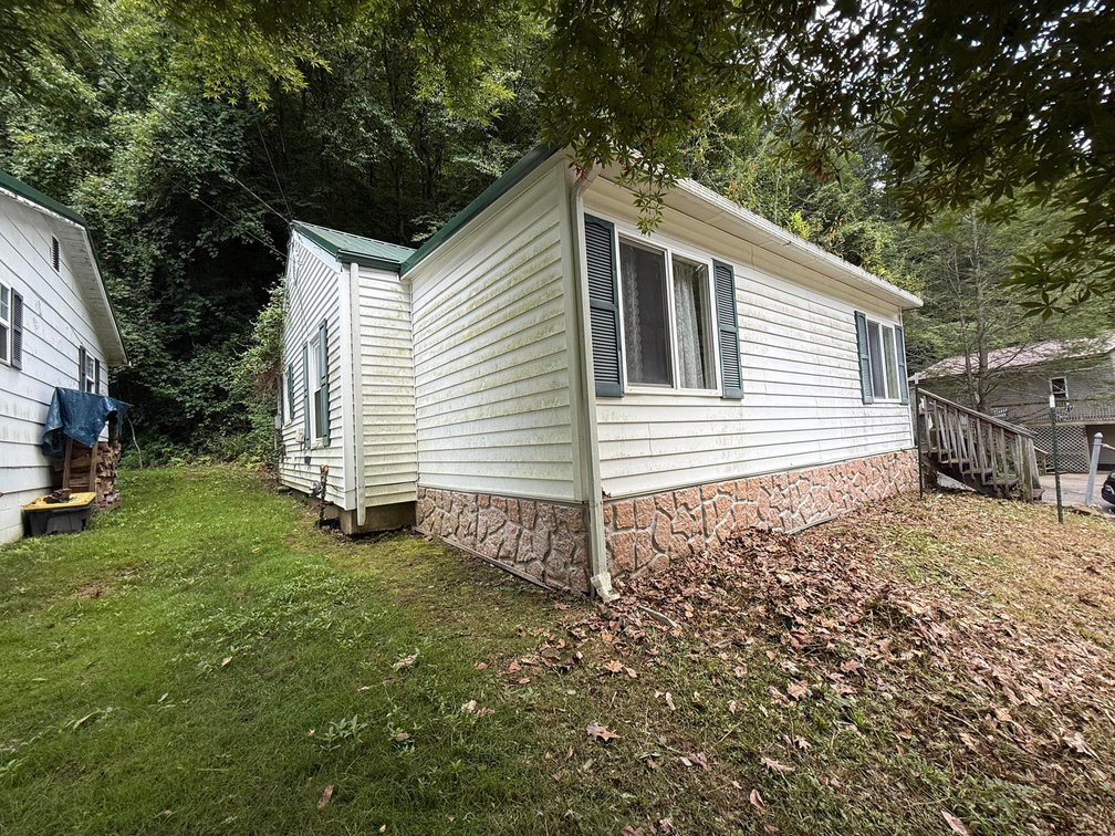 Image for SOLD - 2 Bedroom near Kanawha City Ideal for a Flip