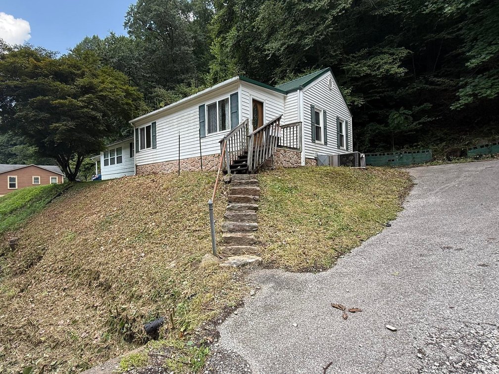 Image for SOLD - 2 Bedroom near Kanawha City Ideal for a Flip