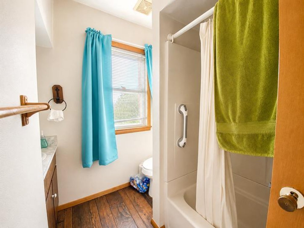 Image for 4 Bedroom in Franklin Township