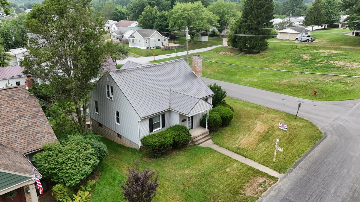 Image for 4 Bedroom in Franklin Township
