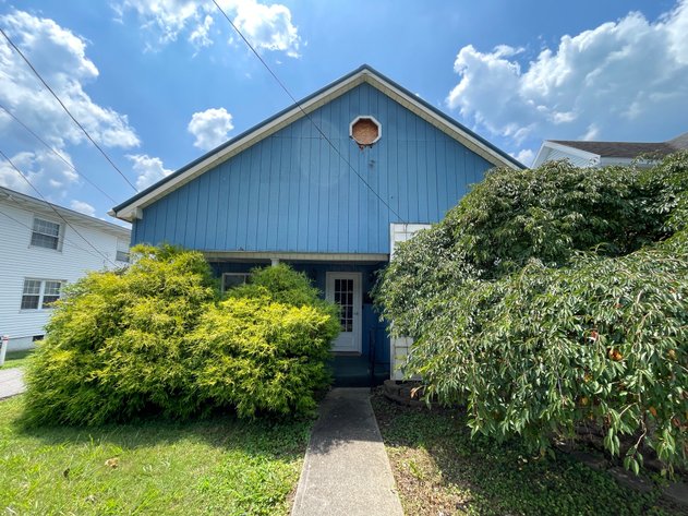 Image for 4 Bedroom Ideal for a Remodel in the Heart of Milton