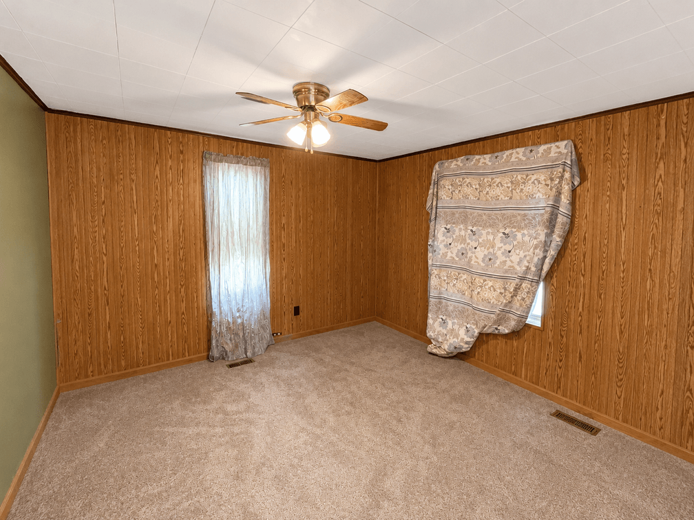 Image for 4 Bedroom Ideal for a Remodel in the Heart of Milton
