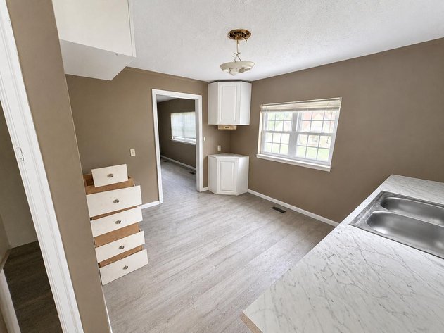 Image for Updated 2 Bedroom on a Spacious Lot in Charleston