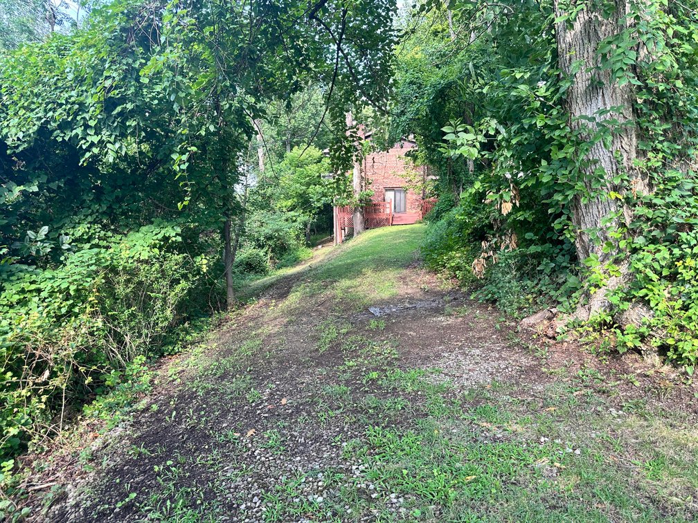 Image for Spacious 3 Bedroom in Charleston’s South Hills