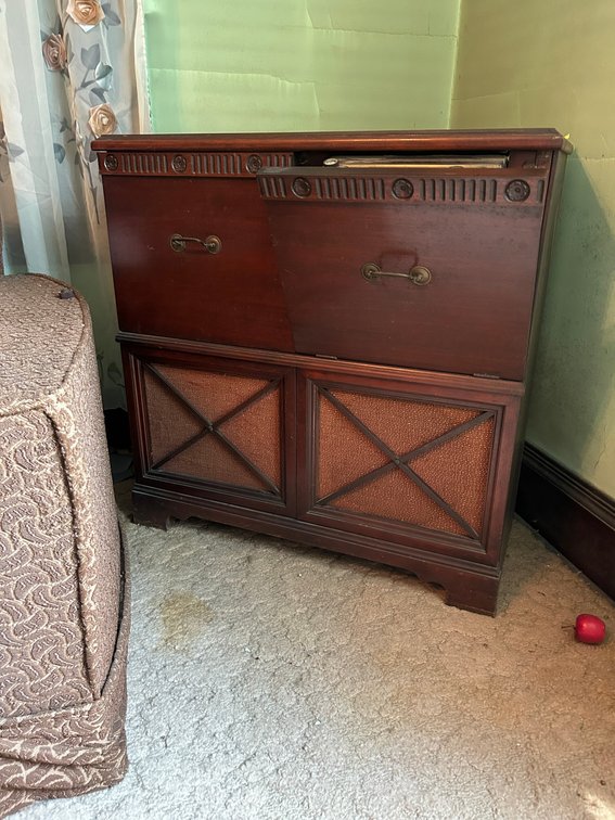 Silvertone Console Radio Cabinet