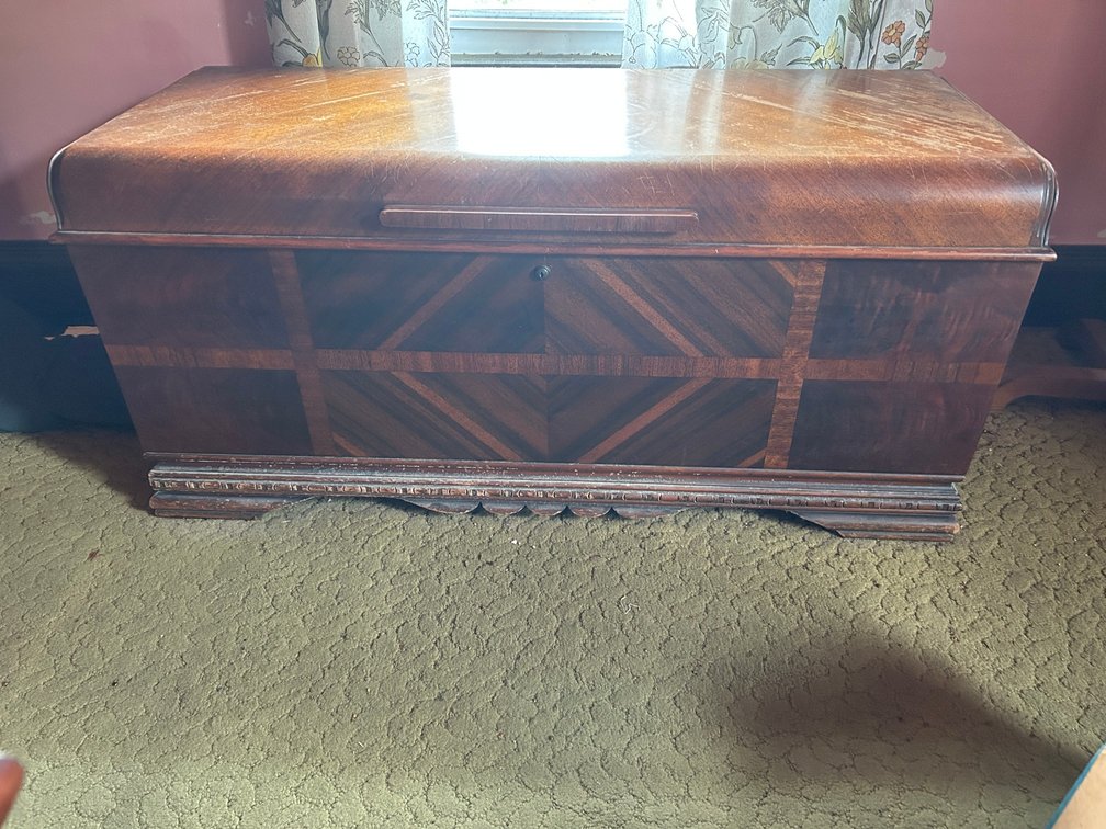 Lane Cedar Chest
