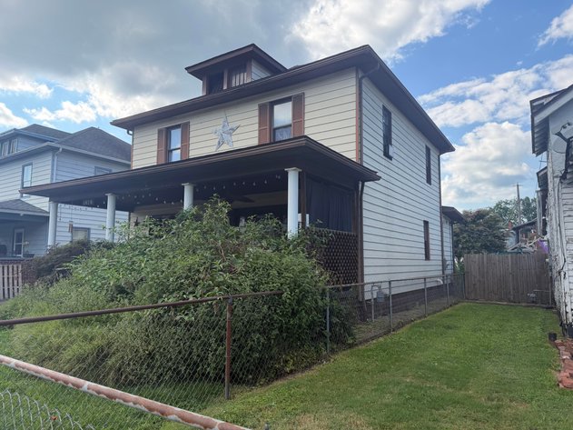 Image for 3 Bedroom in Huntington Selling to the Highest Bidder