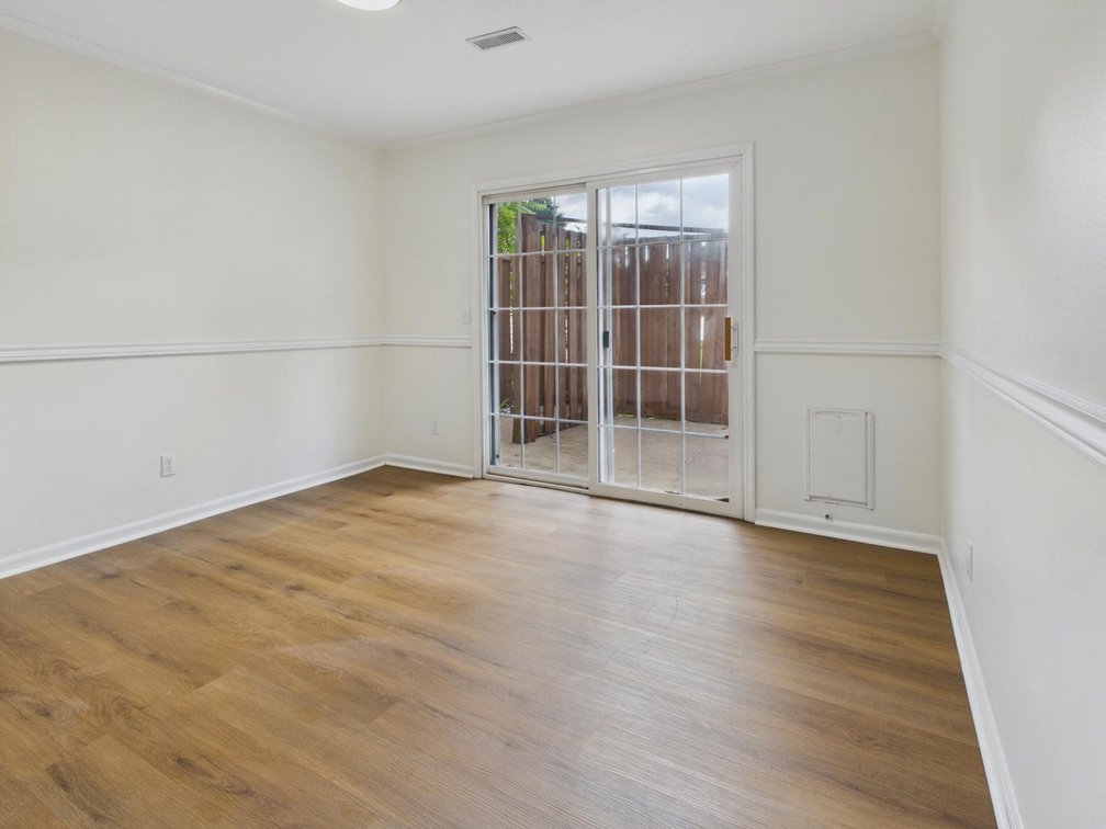 Image for Move-in Ready 3 Bedroom Condo in South Hills