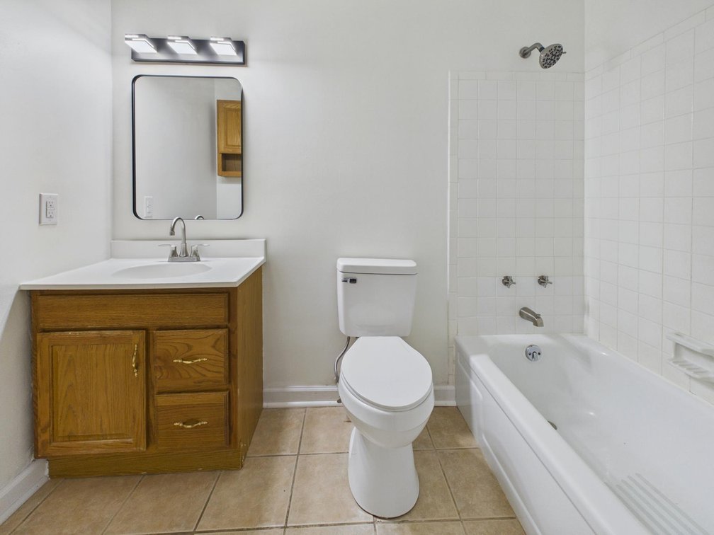 Image for Move-in Ready 3 Bedroom Condo in South Hills
