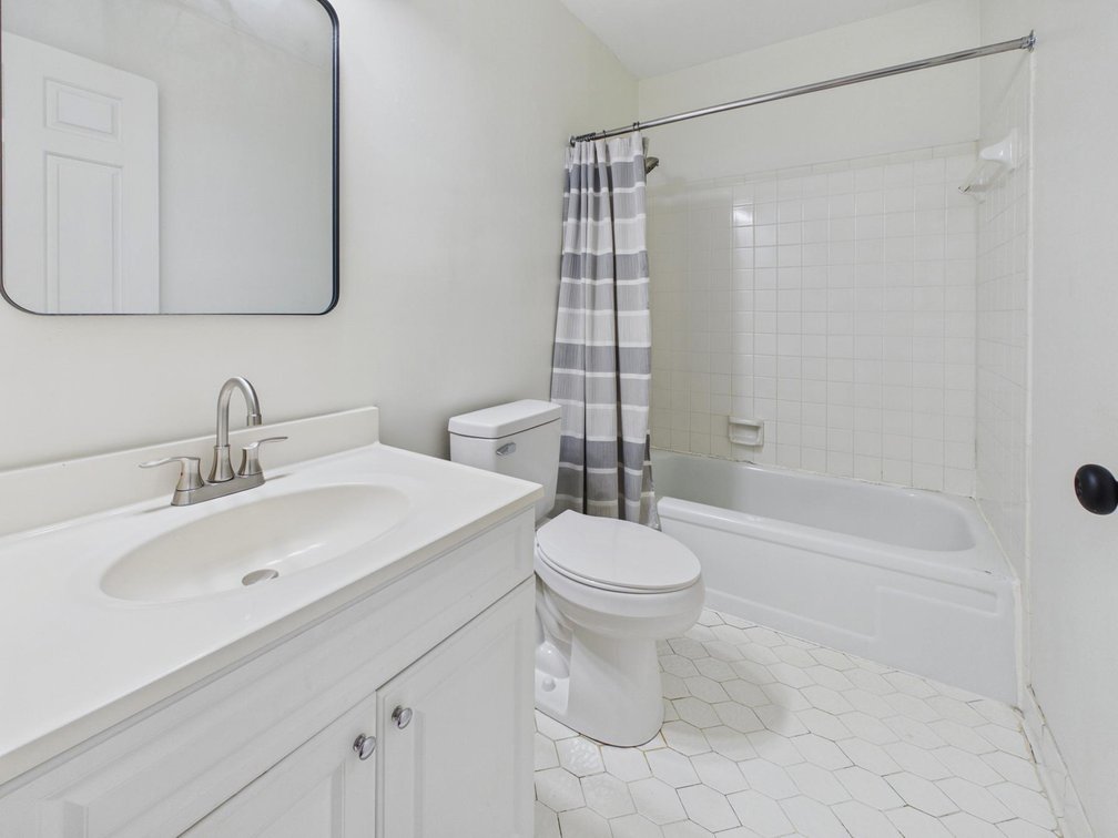Image for Move-in Ready 3 Bedroom Condo in South Hills