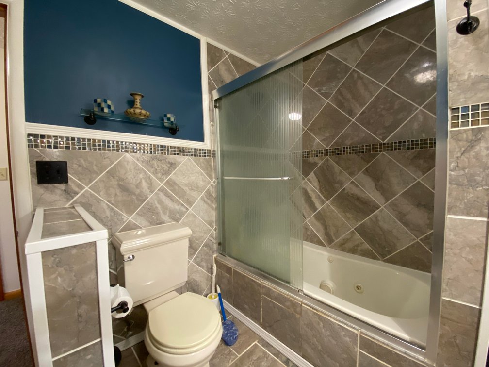 Image for Beautifully Updated 4-Bedroom Home in South Charleston