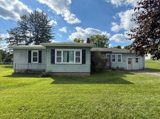 Image for 3 Bedroom on a Spacious Bridgeport Lot Selling to the Highest Bidder