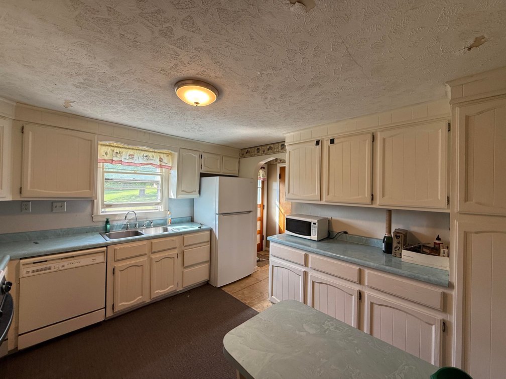 Image for 3 Bedroom on a Spacious Bridgeport Lot Selling to the Highest Bidder