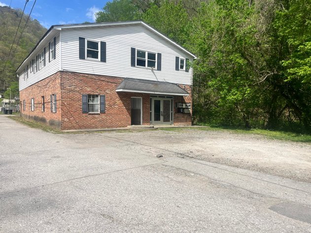 Image for SOLD $46,200 - 5-Unit Apartment Building in Kanawha County